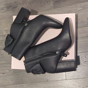 Avec Les Filles 4" Heel Boots